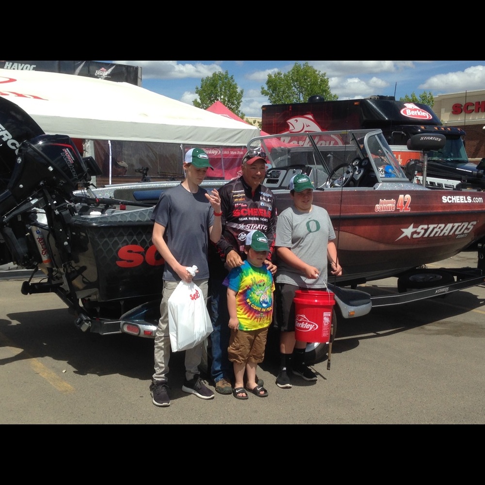 Meet your Posher, Brock